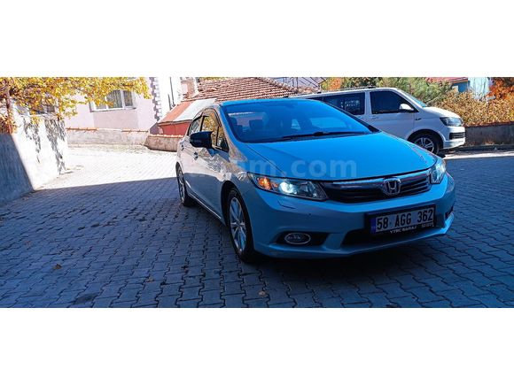 Sahibinden Honda Civic 1.6i VTEC ECO Elegance 2012 Model