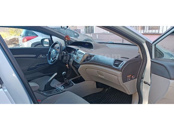 Sahibinden Honda Civic 1.6i VTEC ECO Elegance 2012 Model