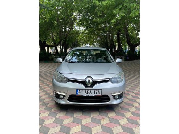 Sahibinden Renault Fluence 1.5 dCi Icon 2014 Model  240.000 km Gri (Gümüş)