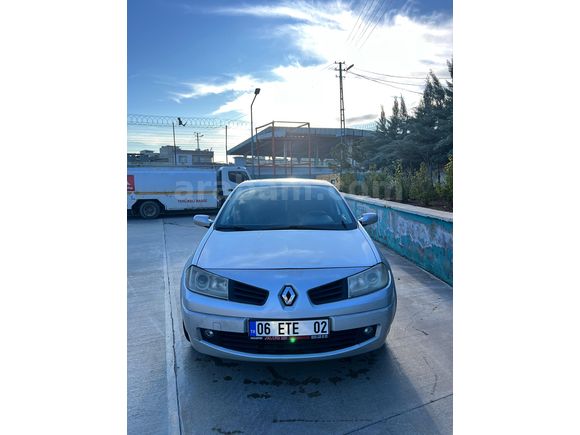 Sahibinden Renault Megane 1.5 dCi Extreme 2008 Model  302.000 km Gri