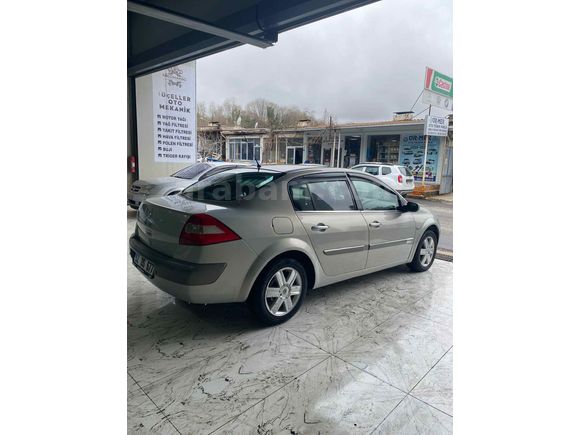 Sahibinden Renault Megane 1.6 Dynamique 2004 Model 