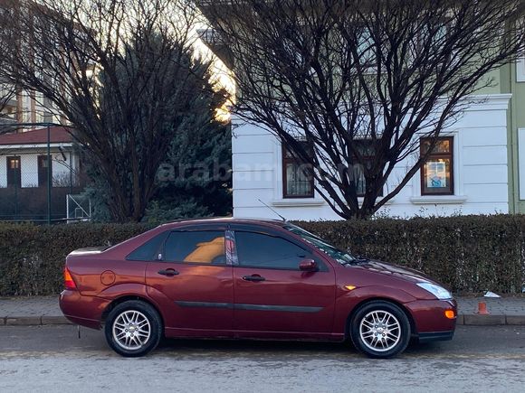 Sahibinden Ford Focus 2.0 Ghia 2001 Model