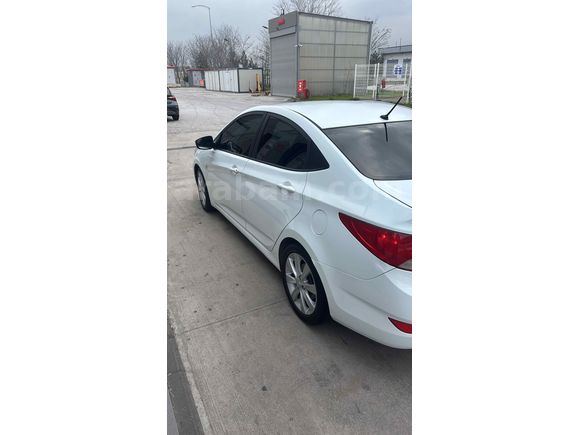 Sahibinden Hyundai Accent Blue 176 bin km