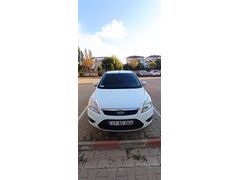 Sahibinden Ford Focus 1.6 Comfort 2011 Model Yozgat 186.000 km Beyaz