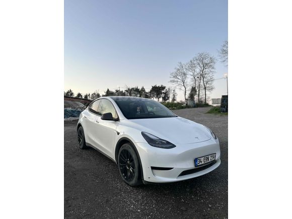 Sahibinden Tesla Model Y Standart Range 2024 Model 