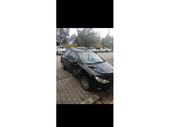 Sahibinden Peugeot 206 1.4 XR 1999 Model  210.000 km Siyah