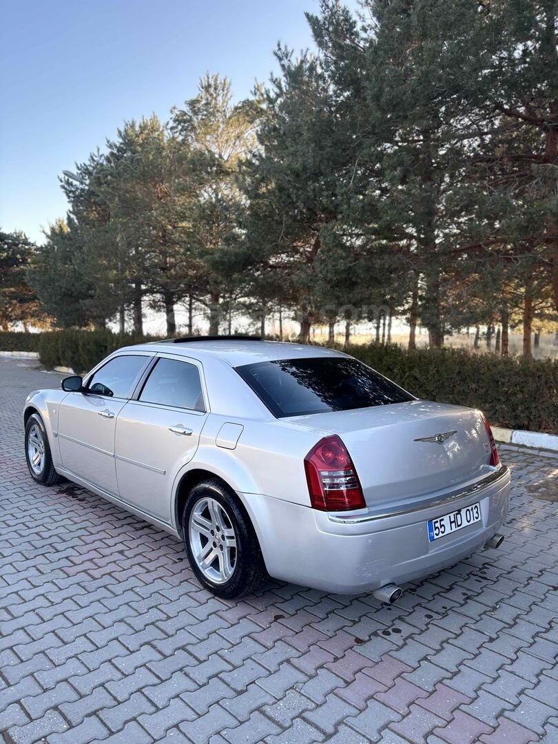 Sahibinden Chrysler 300 C 2.7 2005 Model Van 385.000 km Gri 4