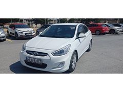 Sahibinden Hyundai Accent Blue 1.6 CRDI Prime 2013 Model İstanbul 155.300 km Beyaz