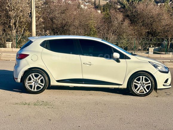 HATASIZ AYARINDA 2019 1.5 DCI TOUCH 