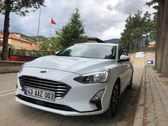 HATASIZ/ DEĞİŞENSİZ/ BOYASIZ DÜŞÜK KM/ FORD FOCUS 1.5 TİTANİUM