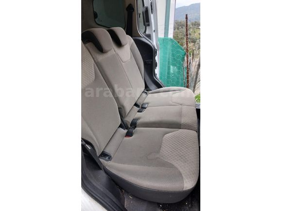 Sahibinden Ford Tourneo Courier 1.5 TDCi Titanium 2019 Model