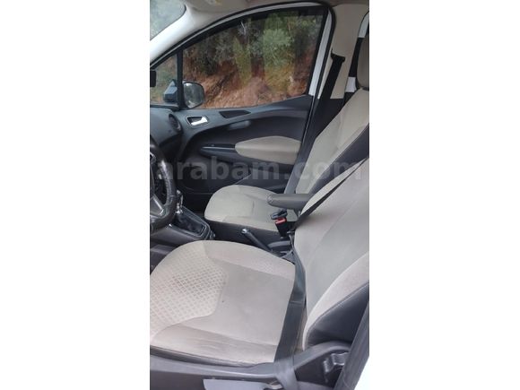 Sahibinden Ford Tourneo Courier 1.5 TDCi Titanium 2019 Model