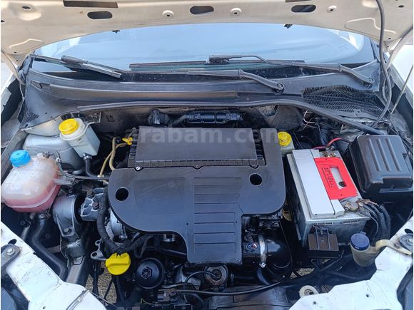 Sahibinden Fiat Linea 1.3 Multijet Active 2009 Model  273000 km Gri