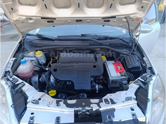Sahibinden Fiat Linea 1.3 Multijet Active 2009 Model  273000 km Gri
