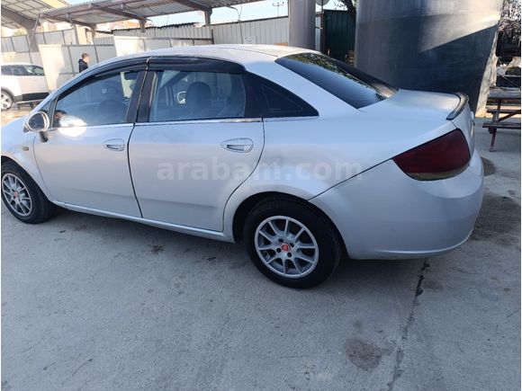 Sahibinden Fiat Linea 1.3 Multijet Active 2009 Model  273000 km Gri