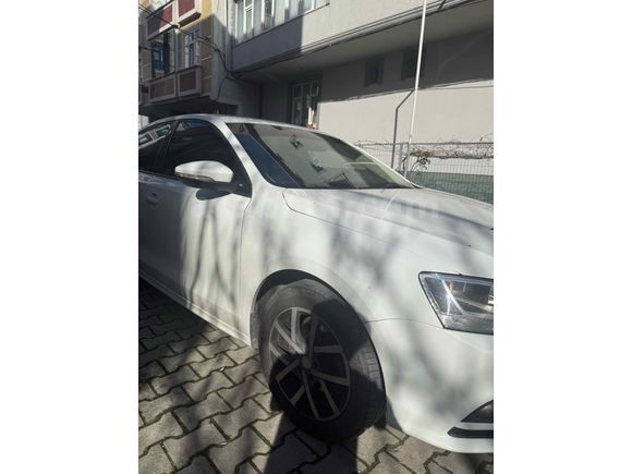 Sahibinden Volkswagen Jetta 1.2 TSi BlueMotion Trendline 2017 Model  112.000 km Beyaz