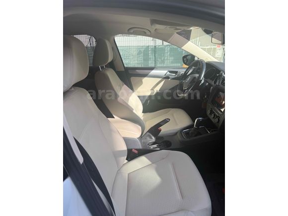 Sahibinden Volkswagen Jetta 1.2 TSi BlueMotion Trendline 2017 Model  112.000 km Beyaz