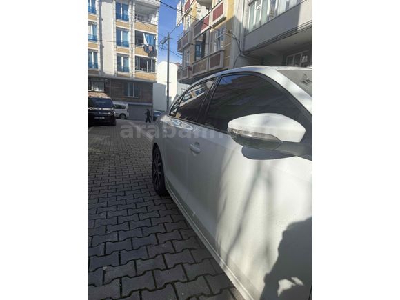 Sahibinden Volkswagen Jetta 1.2 TSi BlueMotion Trendline 2017 Model  112.000 km Beyaz
