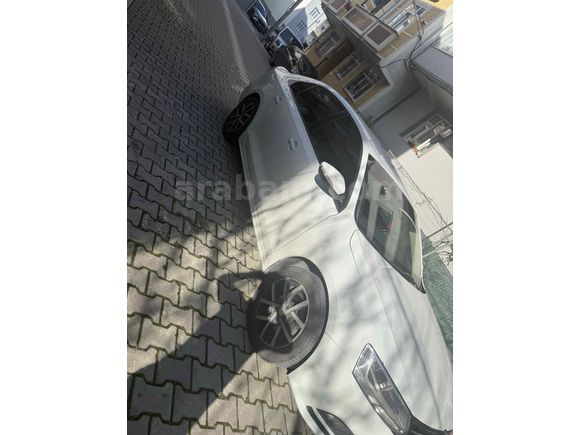 Sahibinden Volkswagen Jetta 1.2 TSi BlueMotion Trendline 2017 Model  112.000 km Beyaz