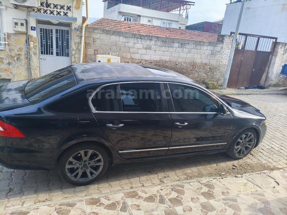Sahibinden Skoda SuperB 2.0 TDI Elegance 2011 Model Değişensiz