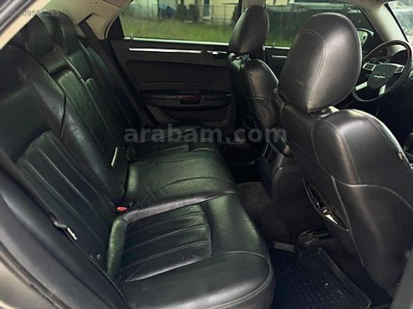 MRT GARAJ'DAN CHRYSLER 300 C FULL YENİ BAKIMLI