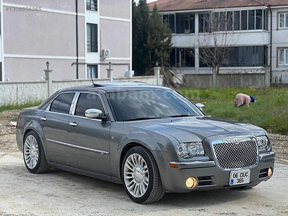 MRT GARAJ'DAN CHRYSLER 300 C FULL YENİ BAKIMLI