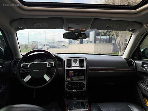 MRT GARAJ'DAN CHRYSLER 300 C FULL YENİ BAKIMLI