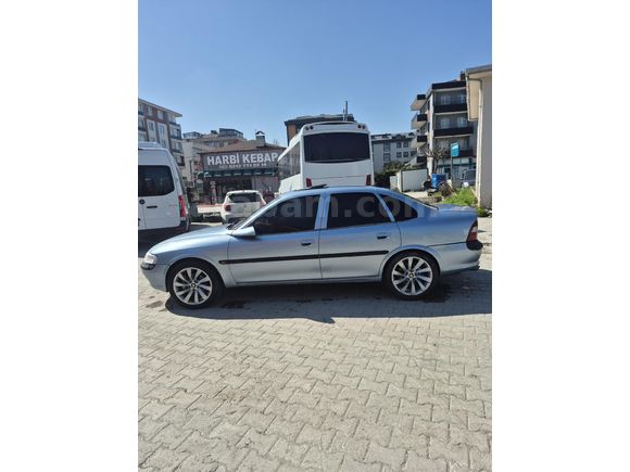 İhtiyaçtan Satılık Sahibinden Opel Vectra 2.0 CD 1999 Model