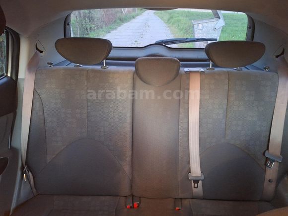 Sahibinden Kia Rio 1.5 CRDi Trend 2010 Model