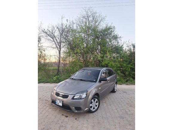 Sahibinden Kia Rio 1.5 CRDi Trend 2010 Model
