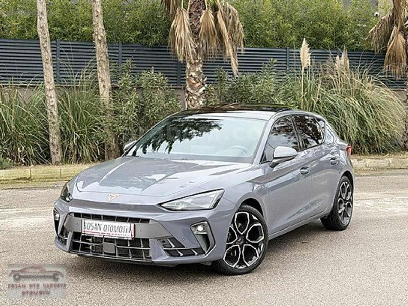 2024 MAKYAJLI CUPRA LEON 1.5 E-TSI DSG+CAM TVN.HATASIZ'20.000'KM