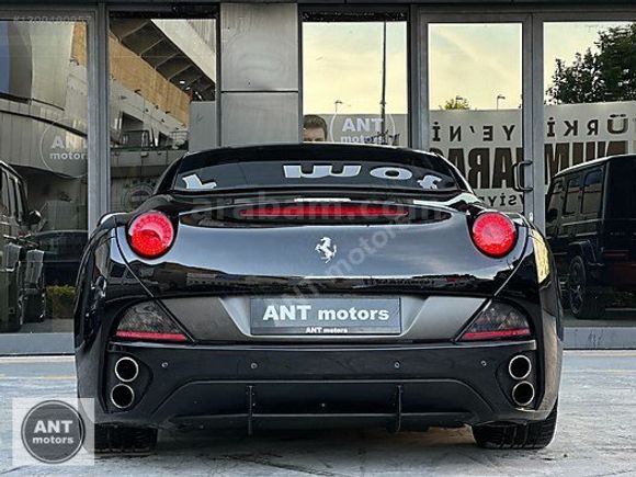 HATASIZ 2011 FERRARI CALIFORNIA 4.3 V8+SERAMİK FREN+DAYTONA FUL
