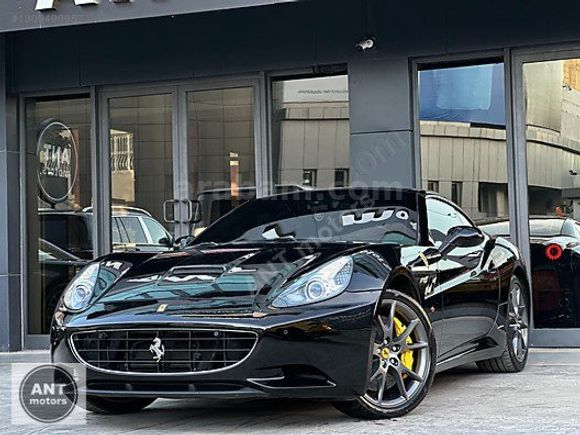 HATASIZ 2011 FERRARI CALIFORNIA 4.3 V8+SERAMİK FREN+DAYTONA FUL