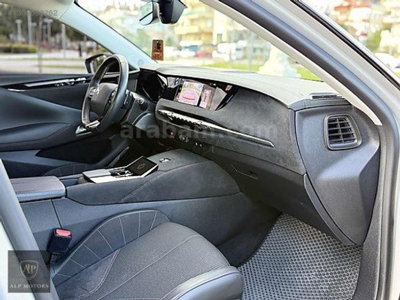 2023 DS4 1.5 HATASIZ BOYASIZ |