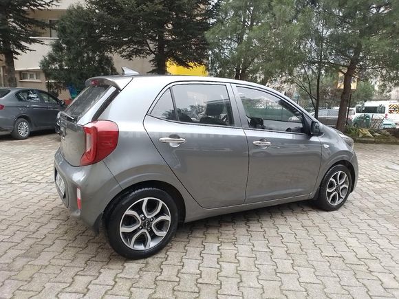Sahibinden Kia Picanto 1.0 MPI 2023 Model