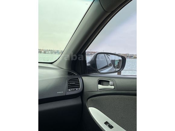 Sahibinden Hyundai Accent Blue 1.6 CRDI Mode 2011 Model 