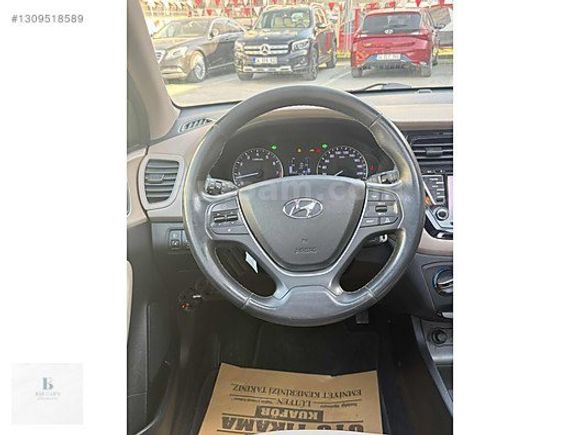 BŞR CAR'S//AÇILIR CAM TAVAN//ELİTE // LED PAKET//SERVİS BAKIMLI