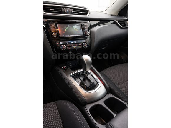 Cam Tavan Otmatik Nissan Qashqai 1.6 dCi Black Edition 2016 Model