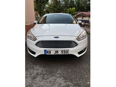 Sahibinden Ford Focus 1.6 Ti-VCT Trend X 2015 Model Erzurum 46300 km Beyaz