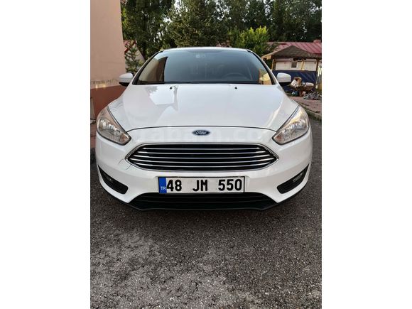 Sahibinden Ford Focus 1.6 Ti-VCT Trend X 2015 Model Erzurum 46300 km Beyaz