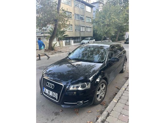 Sahibinden Audi A3 Sportback 1.6 TDI Attraction 2013 Model  128.000 km Siyah