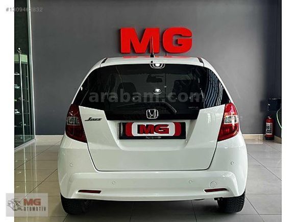 MG OTOMOTİV DEN 1.4 JAZZ FUN PLUS TAM OTOMATİK VİTES CAM TAVANLI