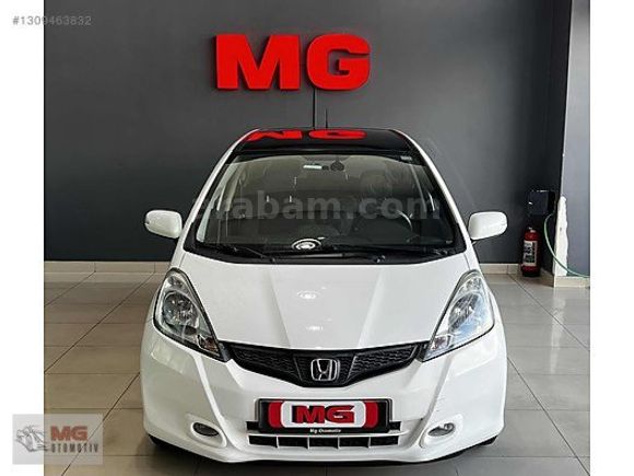 MG OTOMOTİV DEN 1.4 JAZZ FUN PLUS TAM OTOMATİK VİTES CAM TAVANLI