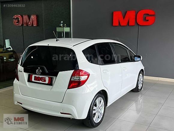 MG OTOMOTİV DEN 1.4 JAZZ FUN PLUS TAM OTOMATİK VİTES CAM TAVANLI