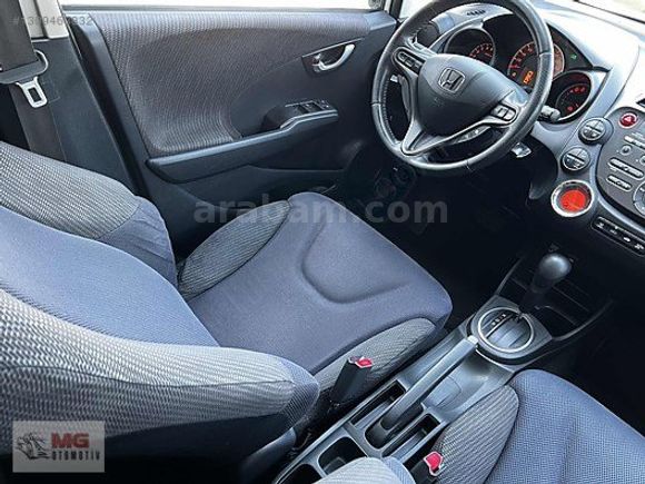 MG OTOMOTİV DEN 1.4 JAZZ FUN PLUS TAM OTOMATİK VİTES CAM TAVANLI