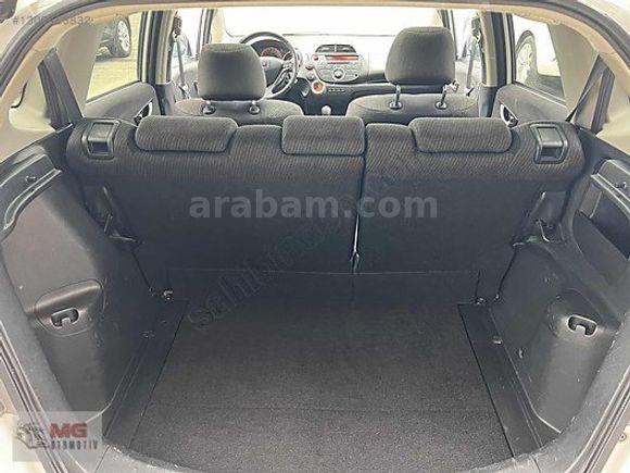 MG OTOMOTİV DEN 1.4 JAZZ FUN PLUS TAM OTOMATİK VİTES CAM TAVANLI