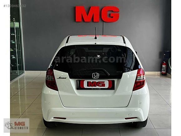 MG OTOMOTİV DEN 1.4 JAZZ FUN PLUS TAM OTOMATİK VİTES CAM TAVANLI