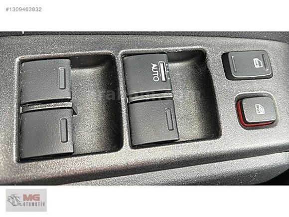 MG OTOMOTİV DEN 1.4 JAZZ FUN PLUS TAM OTOMATİK VİTES CAM TAVANLI