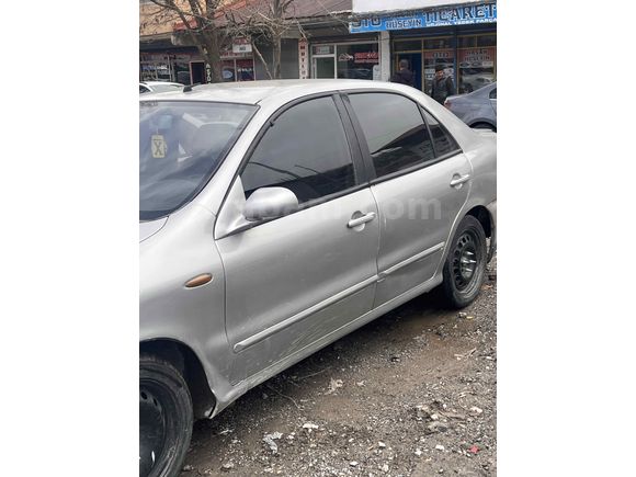 Sahibinden Fiat Marea 2.0 HLX 2001 Model  367.000 km Gri (Gümüş)