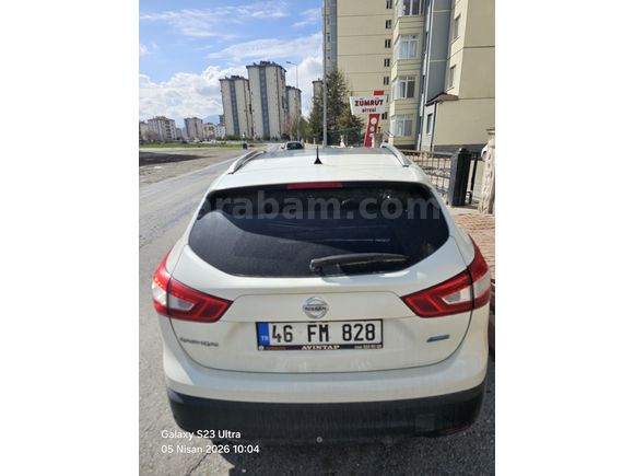 Sahibinden Nissan Qashqai 1.5 dCi Sky Pack 2015 Model